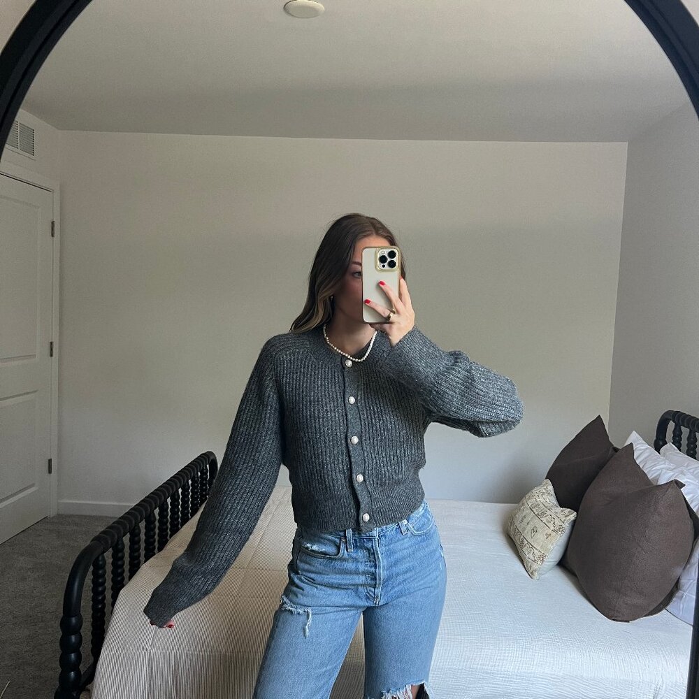 Abercrombie & Fitch Dark Gray Ribbed Button-Up Cropped Sweater